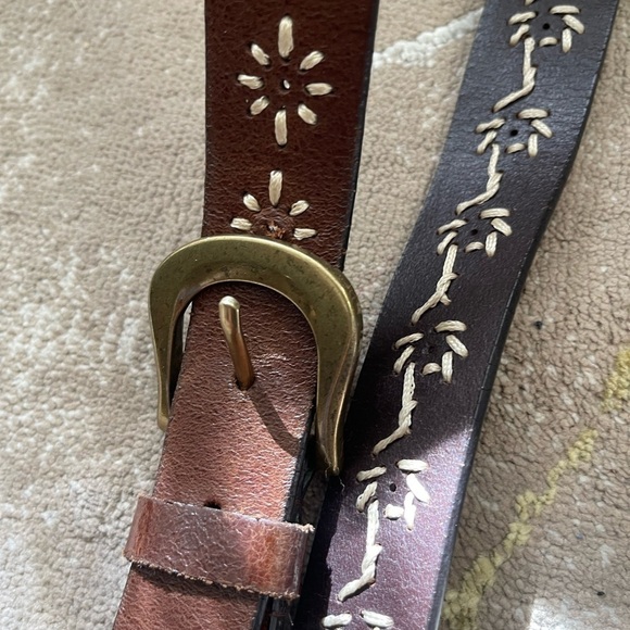 Floral embroidery belt main image 4